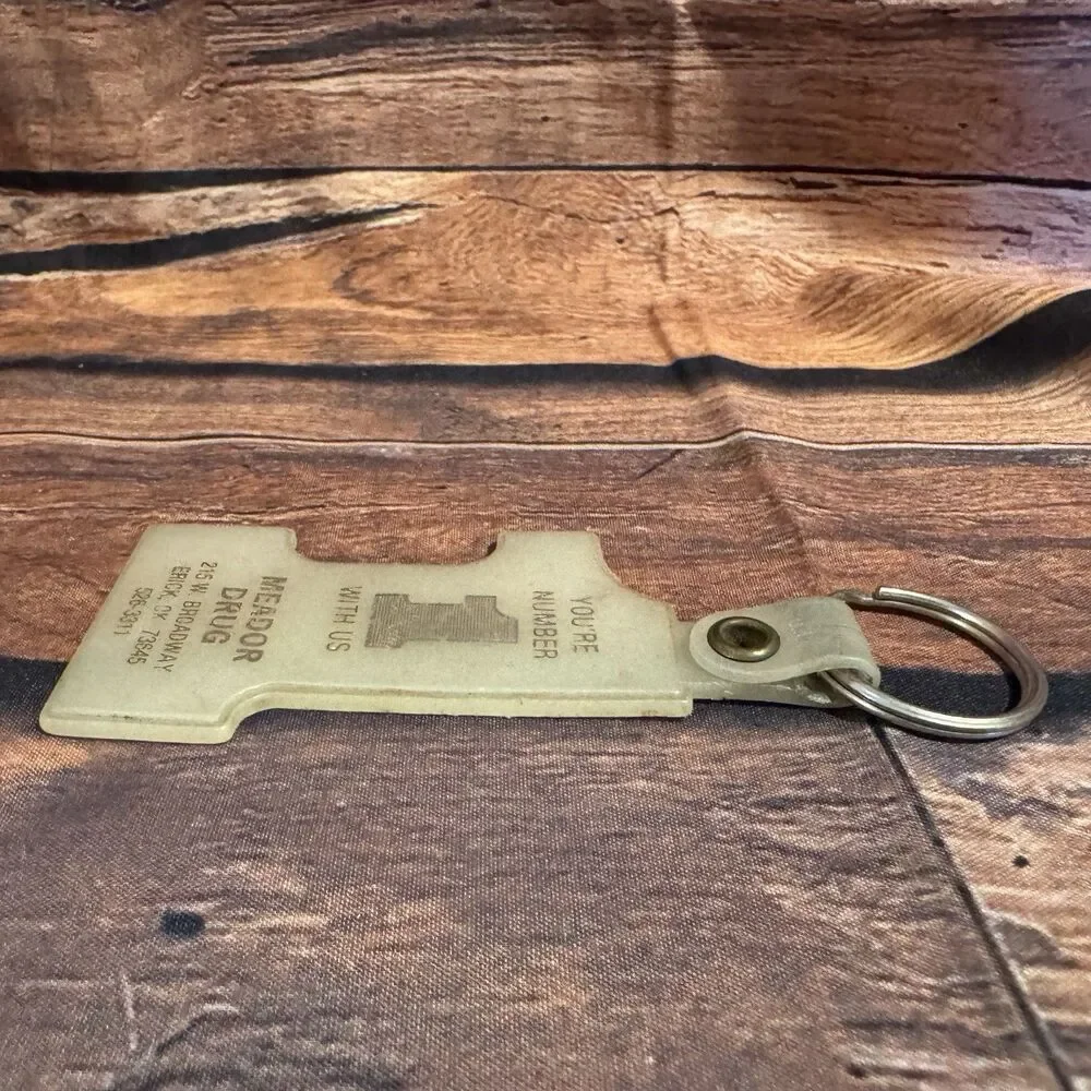 Vintage Meador Drug Keychain Erick Oklahoma Route 66 Pharmacy Advertising Vinyl